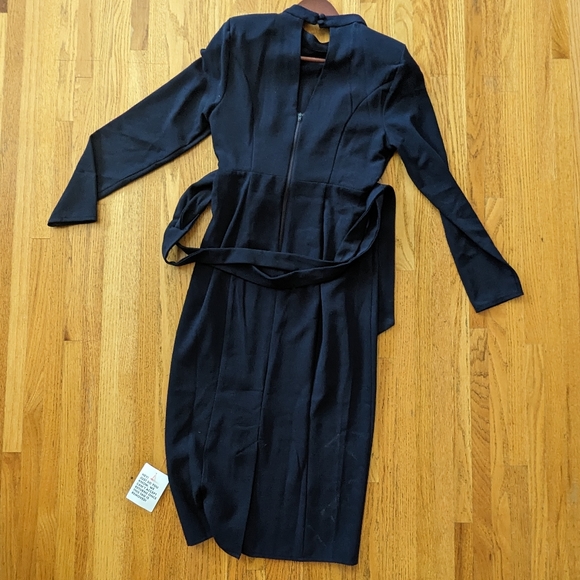 Dress - Picture 2 of 3